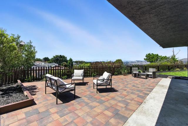 102 Dennis Drive, Daly City CA: https://media.crmls.org/mediaz/43e95a48-afa1-4feb-a8c3-056fc1e5a277.jpg