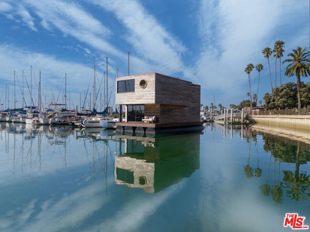 0 Santa Barbara Harbor, Marina 3c, Slip St-13, Santa Barbara CA: https://media.crmls.org/mediaz/43ec007c-0b1c-400c-8cb8-311d88ed1ce8.jpg