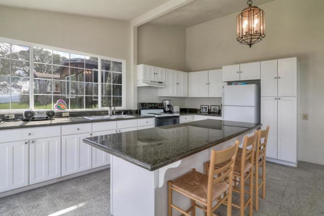 500 El Caminito Road, Carmel Valley CA: https://media.crmls.org/mediaz/43ec85d2-2e41-42e6-b2a8-e7db9450eaef.jpg