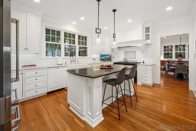 Image 14 of 47 For 2961 1st Ave.