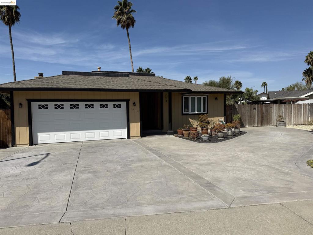 1370 WILLOW LAKE ROAD
