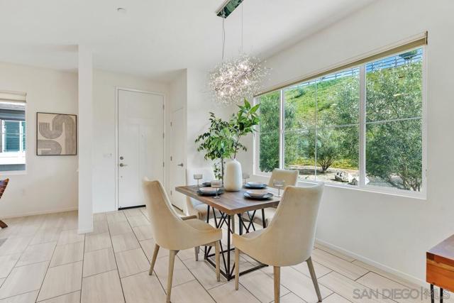 35103 Vine Pl, Fallbrook CA: https://media.crmls.org/mediaz/43ee72cc-ec57-4788-b8c4-e2237617d7c7.jpg