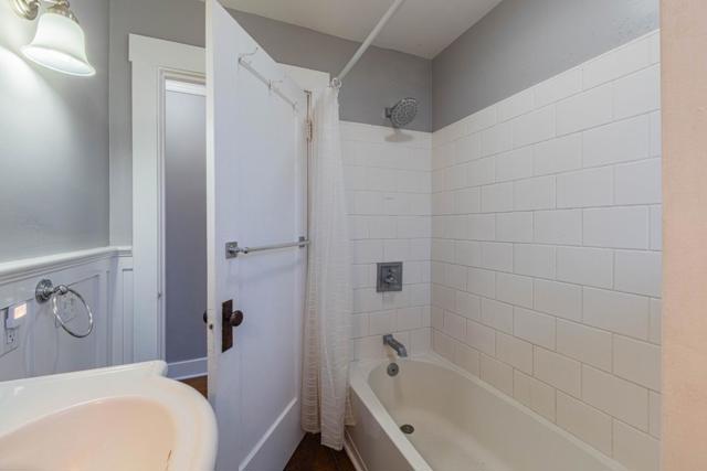 116 Oak Street, Salinas CA: https://media.crmls.org/mediaz/43ef84fa-f07f-4588-abaf-a07e89ec1429.jpg