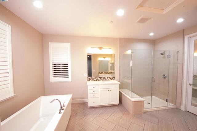 7212 MOUNT VEEDER ROAD, Dublin CA: https://media.crmls.org/mediaz/43ef8f1e-0dff-4972-ab1c-d45261c0b0c1.jpg