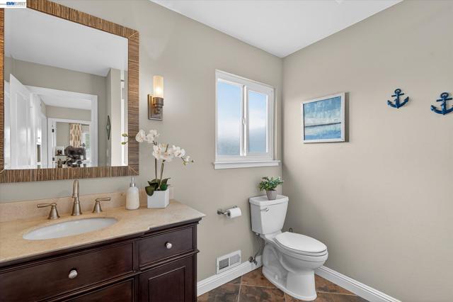 Image 39 of 49 For 5218 Ridgevale Way