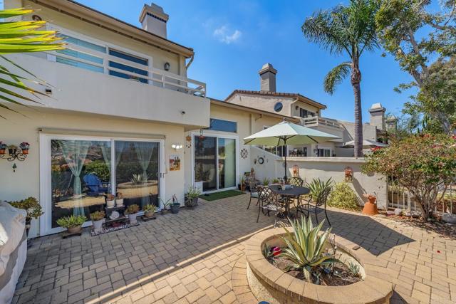 Detail Gallery Image 25 of 29 For 4843 Flying Cloud, Carlsbad,  CA 92008 - 2 Beds | 2/1 Baths