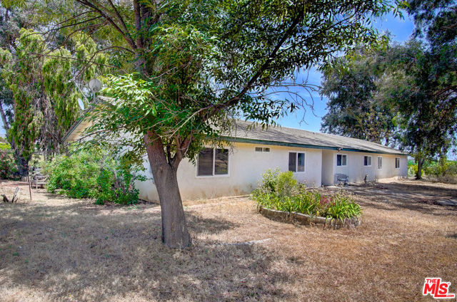 34220 Pourroy Road, Winchester, California 92596, 3 Bedrooms Bedrooms, ,2 BathroomsBathrooms,Single Family Residence,For Sale,Pourroy,24400047