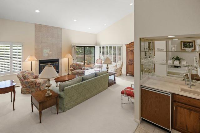 1360 Trinity Drive, Menlo Park CA: https://media.crmls.org/mediaz/43f9416c-c0c1-4e9b-ad64-92767444cfbf.jpg