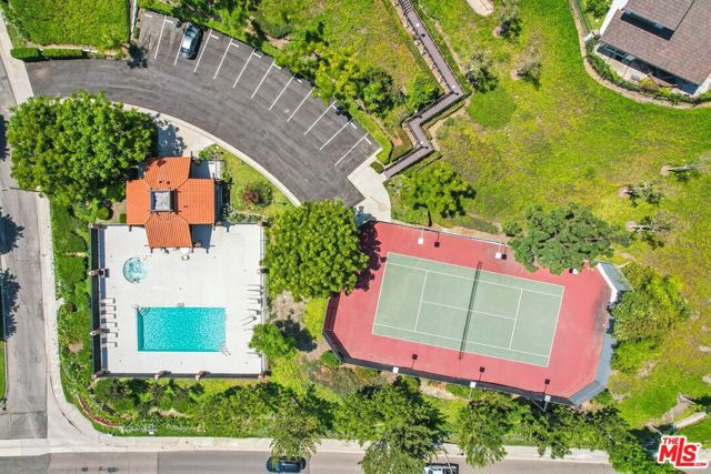 5946 E Calle Principia, Anaheim CA: https://media.crmls.org/mediaz/43fa34d8-9d46-47c2-b355-70a0dff68665.jpg