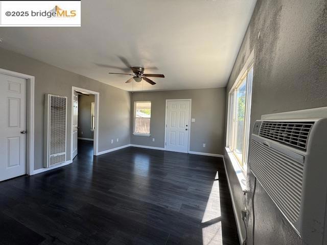 506 W 15Th St, Antioch CA: https://media.crmls.org/mediaz/43fb668c-f417-475f-8edd-9bb346cbaa68.jpg