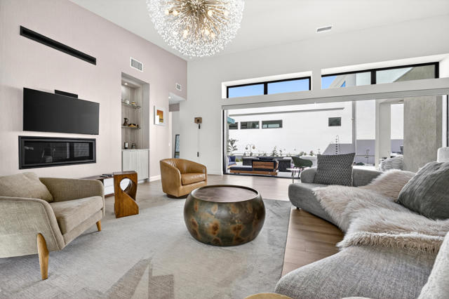 795 Obsidian W Loop, Palm Springs CA: https://media.crmls.org/mediaz/43fb7b7e-a3d5-4f3a-8ea5-d3adb9effe65.jpg