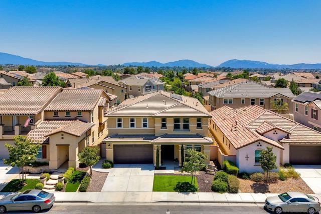 31197 Whistling Acres Dr, Temecula, California 92591, 5 Bedrooms Bedrooms, ,3 BathroomsBathrooms,Single Family Residence,For Sale,Whistling Acres Dr,240015778SD