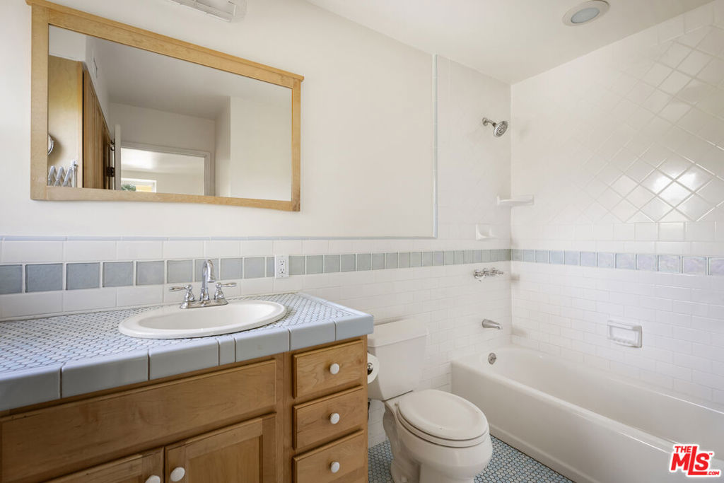 MLS #26856335 image #45
