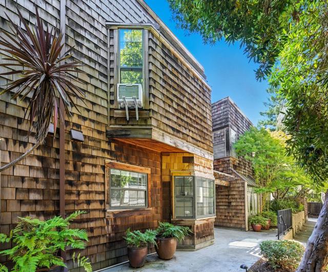447 Homer Avenue, Palo Alto CA: https://media.crmls.org/mediaz/43fd2d39-2c47-4bd3-8d8a-8af7a029c936.jpg