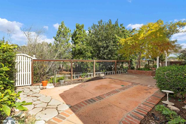 Detail Gallery Image 10 of 62 For 9118 Pimpernel Dr, San Diego,  CA 92129 - 4 Beds | 2 Baths