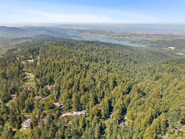 103 Harkins Road, Woodside CA: https://media.crmls.org/mediaz/43fdc728-4ac3-44d7-ace5-6ac8de50cbb9.jpg