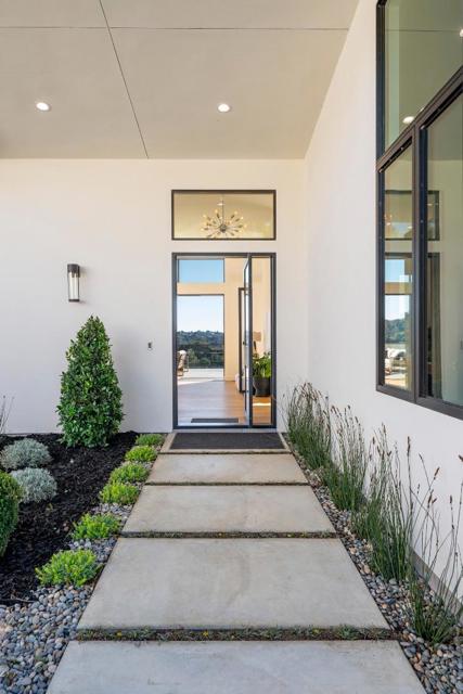 45 Calaveras Court, Hillsborough CA: https://media.crmls.org/mediaz/43fe7d40-d85f-417f-992e-9c4e431932d2.jpg