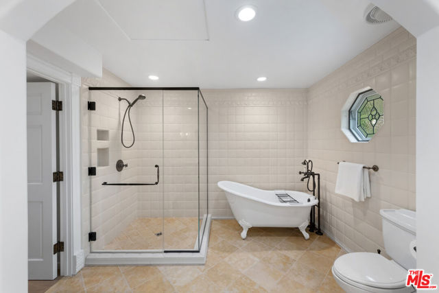 Drew Fenton | 27931 Winding Way Malibu CA | MLS: 7495523