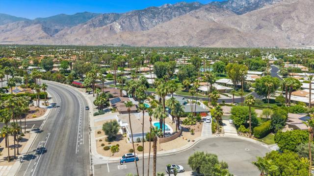 1177 S Farrell Drive, Palm Springs CA: https://media.crmls.org/mediaz/4400d636-7b8a-4b68-aa2f-0a6d3d61d6cd.jpg