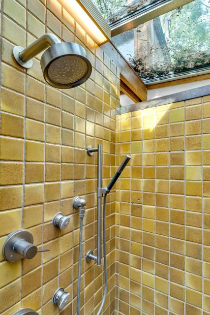 25281 Deer Path, Idyllwild CA: https://media.crmls.org/mediaz/44013fab-2788-48c3-9273-8e84fd129e72.jpg