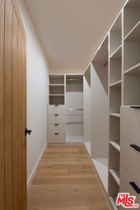 12227 La Maida Street, Valley Village CA: https://media.crmls.org/mediaz/440141ba-2b25-4d22-9789-3099cbbf3dd4.jpg