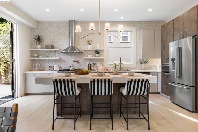 Image 17 of 49 For 636 56th St  