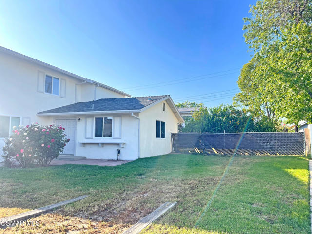 2467 Invar Court, Simi Valley CA: https://media.crmls.org/mediaz/440155f0-0cb7-4297-9802-fcfac86e0005.jpg