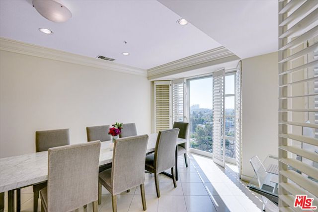 10580 Wilshire Boulevard, Los Angeles CA: https://media.crmls.org/mediaz/44015a1a-693d-4c47-8ff2-44fb56d64db8.jpg