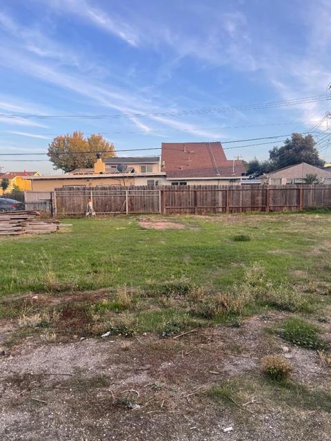 1100 Norton Street, San Mateo CA: https://media.crmls.org/mediaz/4403100a-d71b-44ae-9888-d101bef88894.jpg