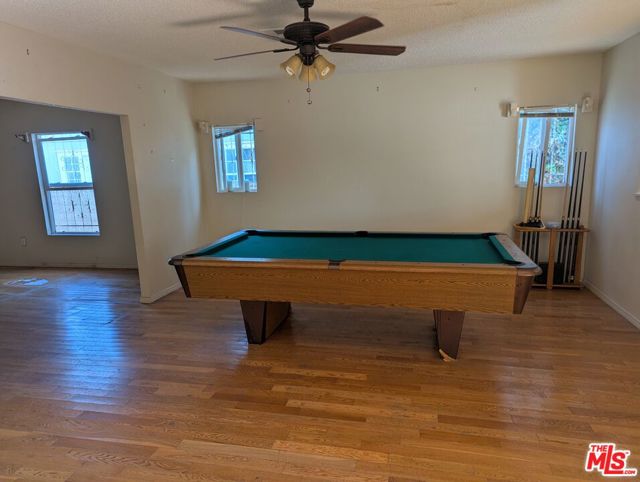 2134 8th Avenue, Los Angeles CA: https://media.crmls.org/mediaz/4403c3bf-9525-41ee-a911-46b0d79895dc.jpg