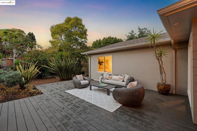 63 Eureka Ave, Kensington CA: https://media.crmls.org/mediaz/4405a61d-55bf-426d-bf0d-72d0bf2b6567.jpg