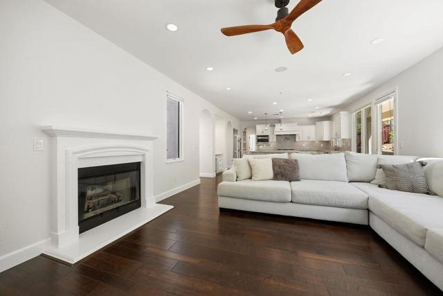 2953 Pebble Beach Circle, Fairfield CA: https://media.crmls.org/mediaz/44066039-90be-4e20-9dba-554128324e48.jpg