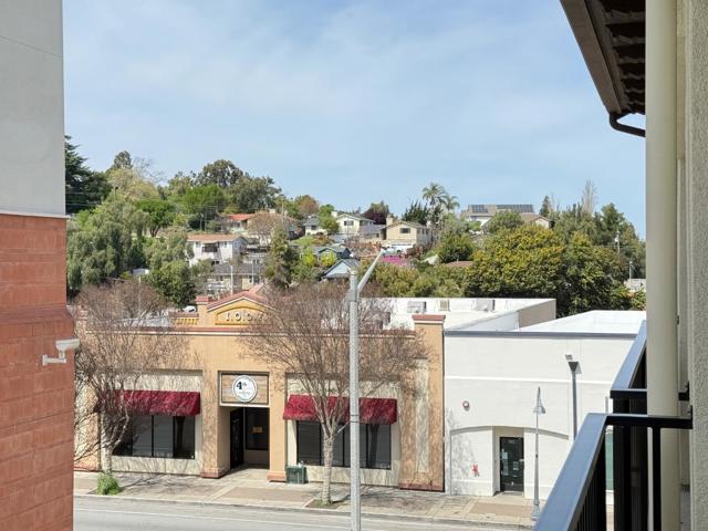 400 San Benito Street, Hollister CA: https://media.crmls.org/mediaz/4406ac54-fd3a-498b-b166-446e369d6fdd.jpg