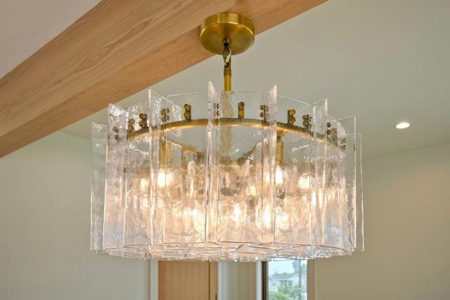 440 Pomona Avenue, Coronado CA: https://media.crmls.org/mediaz/4406b027-0643-41a9-b224-faa39565dd00.jpg