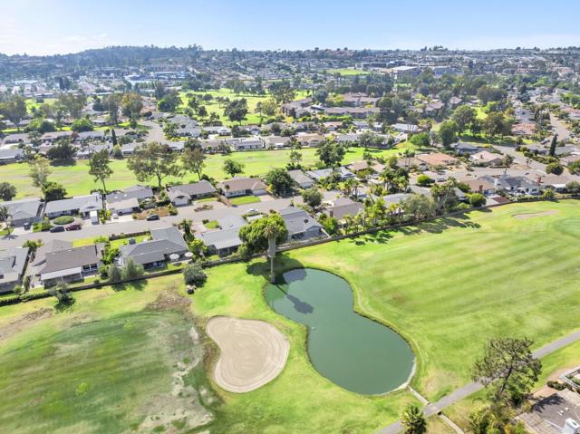 1051 La Reina Drive, San Marcos CA: https://media.crmls.org/mediaz/440818eb-08f6-41ee-83a8-00916d1ea848.jpg