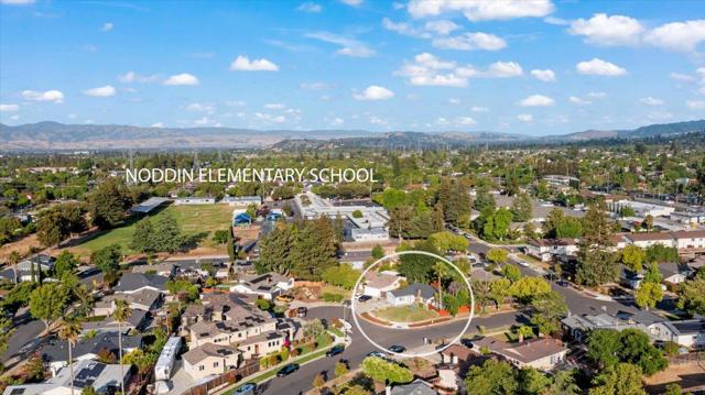 5494 Mary Jo Court, San Jose CA: https://media.crmls.org/mediaz/44091267-e7df-4b06-9791-05f56fe32cdb.jpg