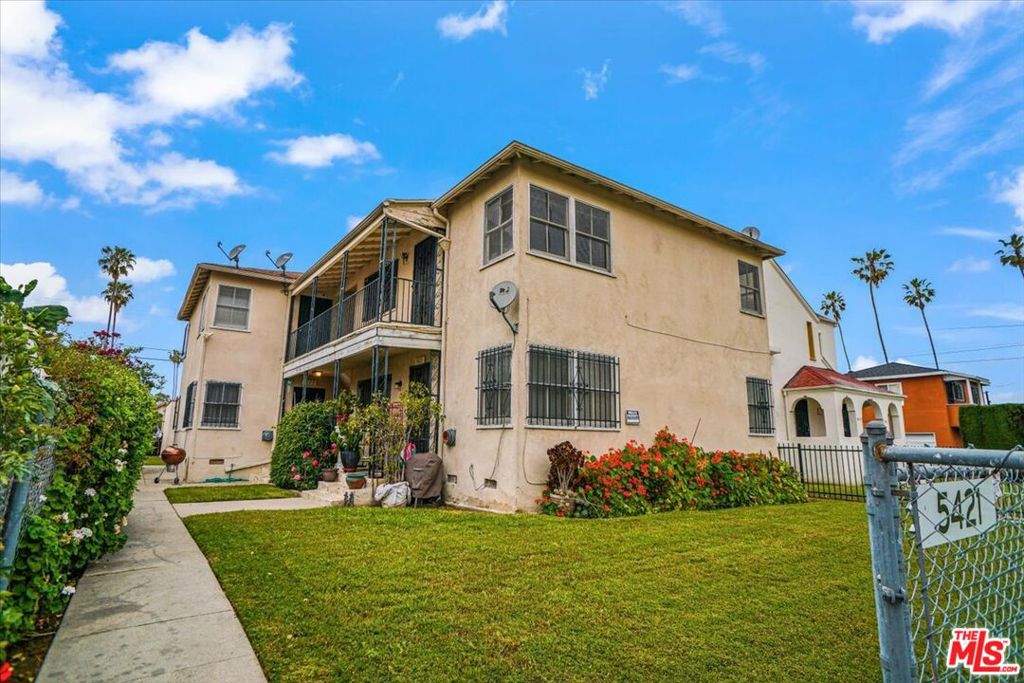 5421 S Gramercy Place, Los Angeles, CA 90062