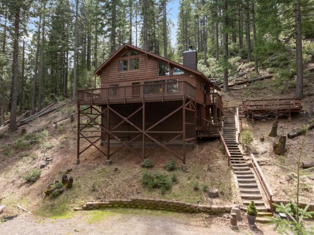 2120 Pack Trail, Mount Shasta CA: https://media.crmls.org/mediaz/4409ed2d-d5f1-4da5-9ec7-bdaf7e533b4e.jpg