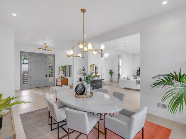 60 Glengarry Way, Hillsborough CA: https://media.crmls.org/mediaz/440a6fcd-8fe8-4901-b53a-5197cfef9ccf.jpg