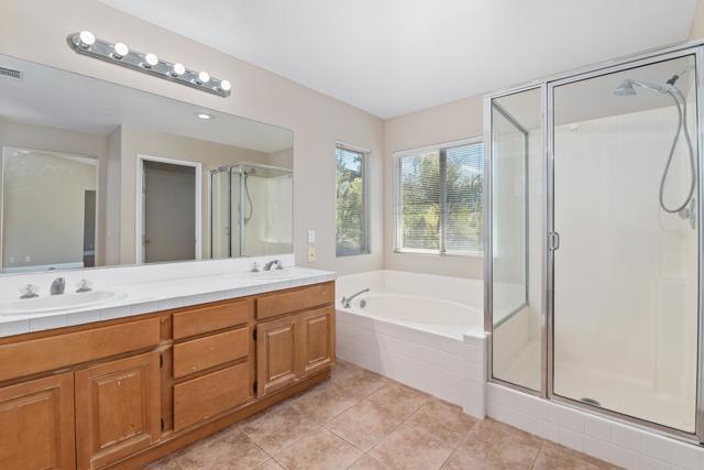 41231 Crooked Stick Dr, Temecula CA: https://media.crmls.org/mediaz/440b0861-aab1-47c1-9bcd-5a634ac03a1d.jpg
