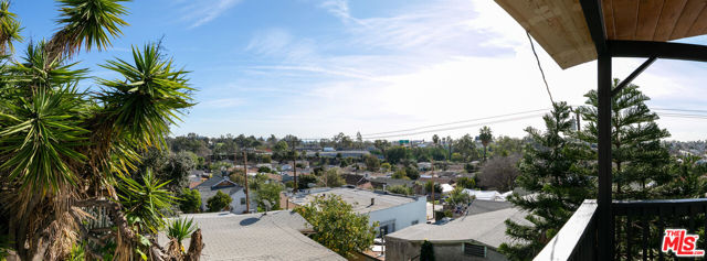 4339 Blanchard Street, Los Angeles CA: https://media.crmls.org/mediaz/440cb95d-25af-455f-addd-a31a46ca820a.jpg