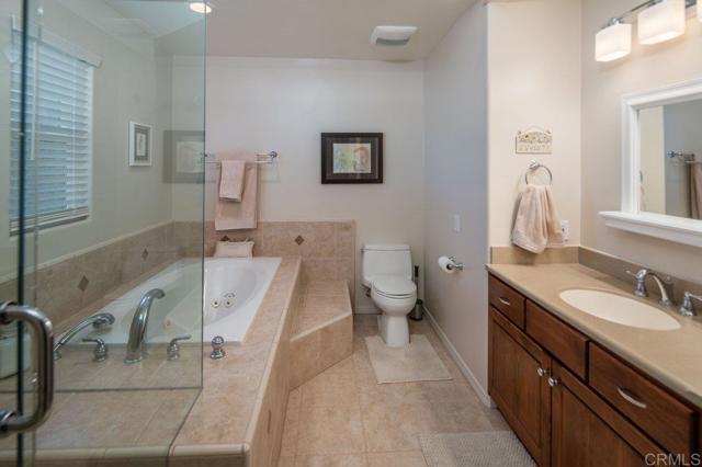 23847 Norte Dr, Ramona CA: https://media.crmls.org/mediaz/440d0e89-b7f5-481b-a06d-5975bfda48fc.jpg