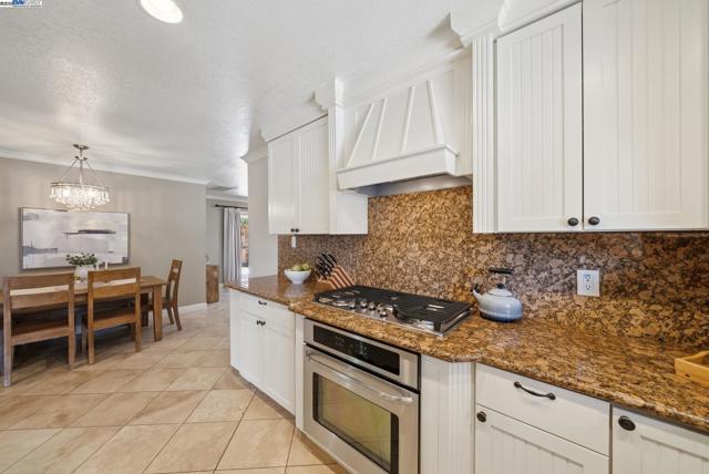 457 Coleen St, Livermore CA: https://media.crmls.org/mediaz/440d7d5a-58e2-49c1-b3cb-87460411d64d.jpg