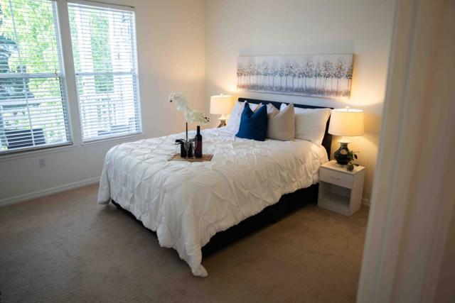3901 Lick Mill Boulevard, Santa Clara CA: https://media.crmls.org/mediaz/440e7710-0183-4975-aa78-0751a3fec1c1.jpg