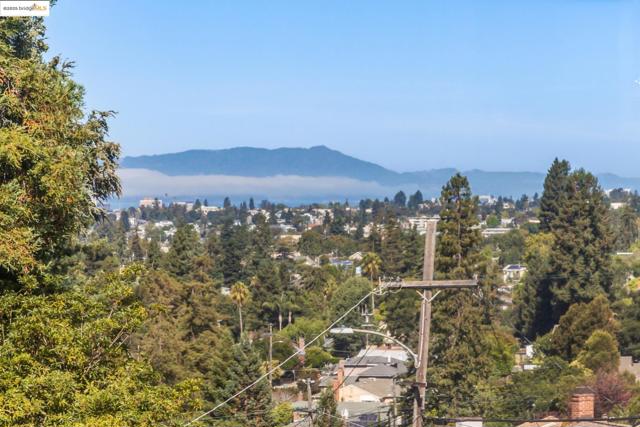 4701 Kaphan Ave, Oakland CA: https://media.crmls.org/mediaz/440fb067-a6c5-42f1-90fa-ff852c9d7def.jpg