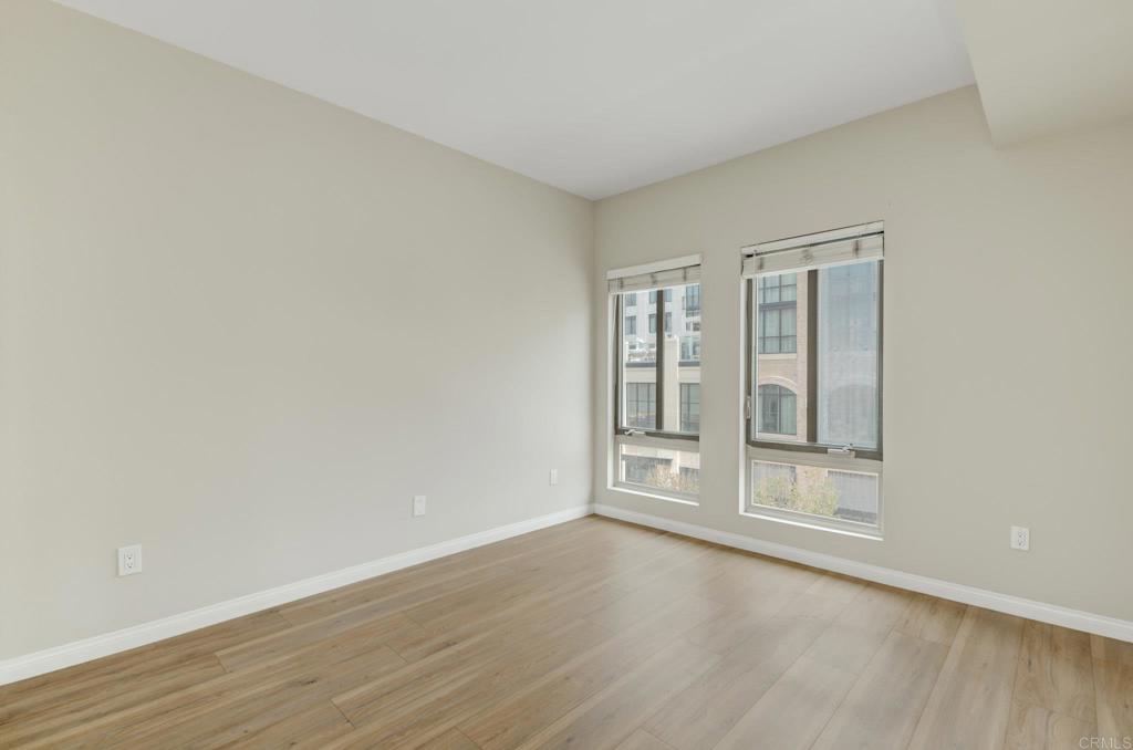450 J St - photo 18