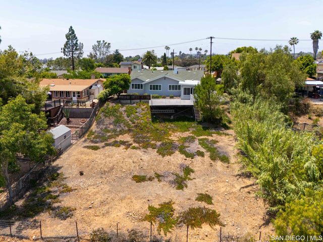 5799 Amarillo AVE, La Mesa CA: https://media.crmls.org/mediaz/441089bd-cfd4-4449-8a75-ee50b8b56e1a.jpg