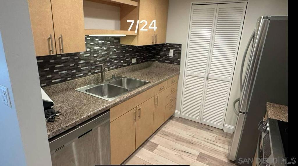425 Beech - photo 9