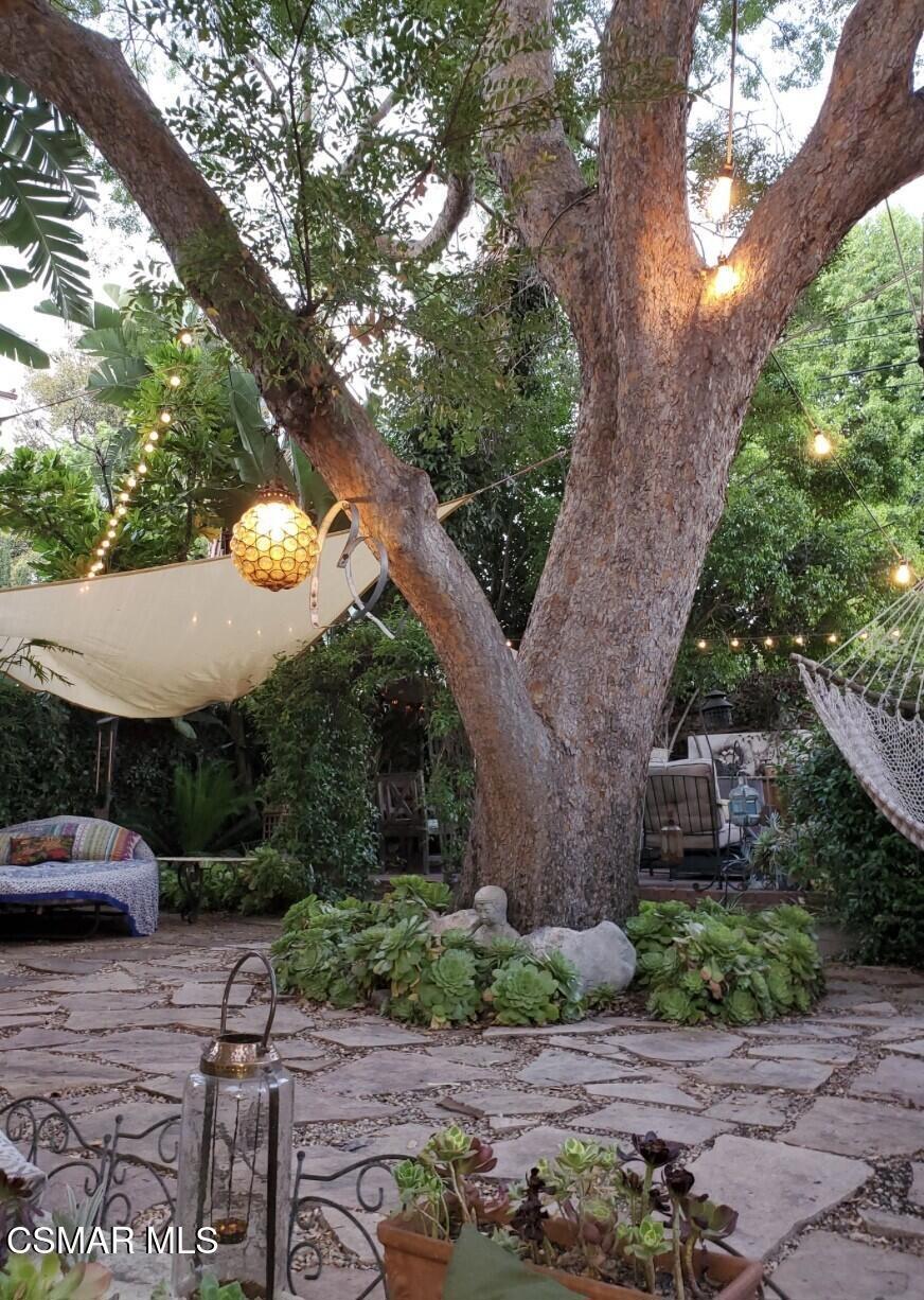 https://media.crmls.org/mediaz/44117fbf-d7e1-49e4-9f1a-fa999f425543.jpg?preset=X-Large