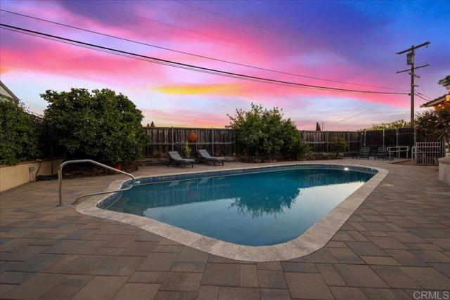 1131 Mary St, El Cajon CA: https://media.crmls.org/mediaz/44119f9b-ef65-45d6-bb96-e1973c6b115f.jpg